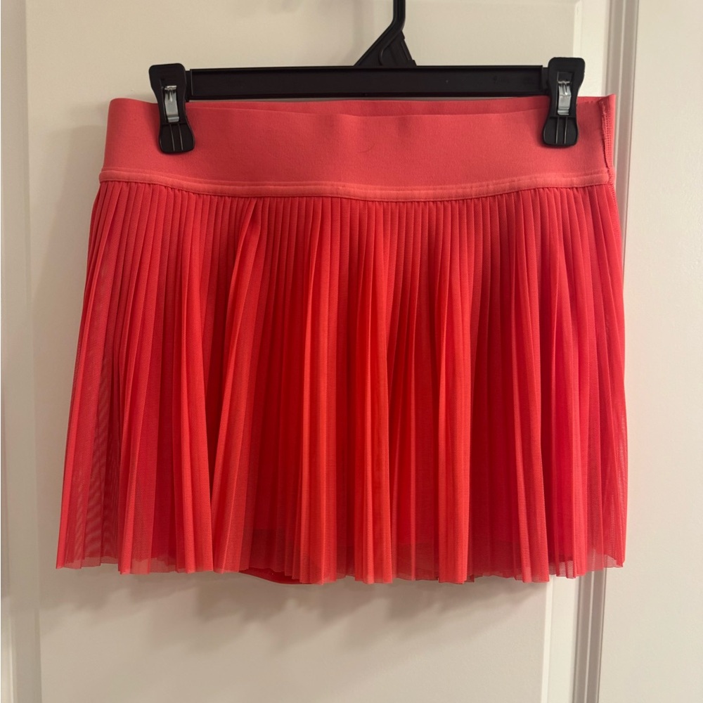 Lulu Lemon Accordian Coral Skirt
